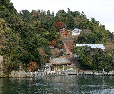 Chikubushima (Lac Biwa), Vue sur la jetée