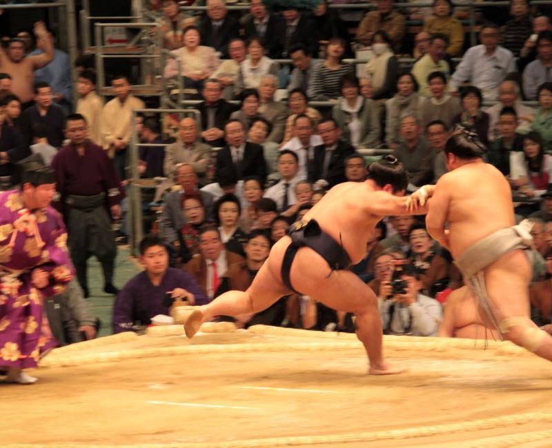 Tournoi de Sumo à Osaka, Joute de sumos 4 Tournoi de Sumo à Osaka, Joute de sumos 4