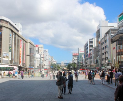 Himeji, avenue principale entre la gare et le château