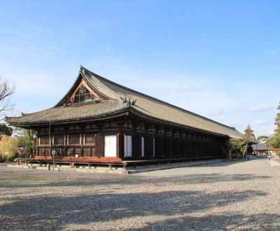 Sanjusangen-do à Kyoto, Vue sur le bâtiment de 120 mètres de long