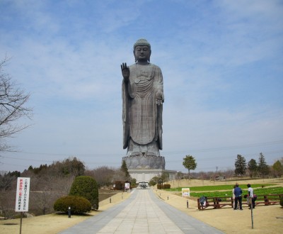 Grand Bouddha Ushiku Daibutsu à Ushiku (Ibaraki)