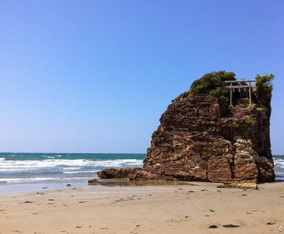 Izumo Taisha (Shimane), Benten-Jima sur la plage Inasa