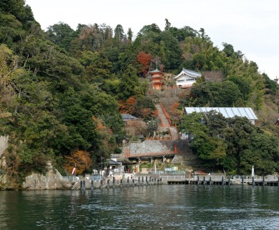 Chikubushima (Lac Biwa), Vue sur la jetée