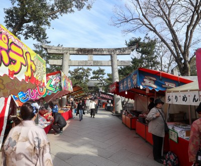 Marché aux puces Festival de Tenjin le 25 du mois au Kitano Tenmangu