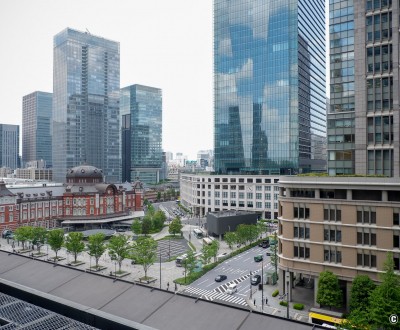 Vue sur la gare de Tokyo depuis Marunouchi House