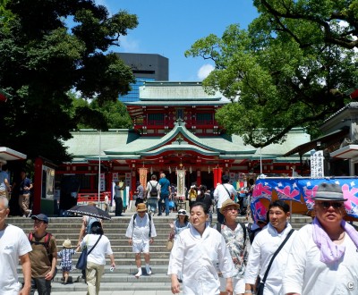 Tomioka Hachiman-gu, Pavillon principal Honden pendant le Fukagawa Hachiman Matsuri à la mi-août