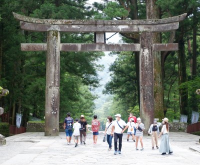 Touristes à Nikko en août 2020