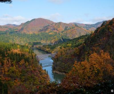 Oku Aizu (Mishima), vue sur le pont n°1 de la rivière Tadami en automne