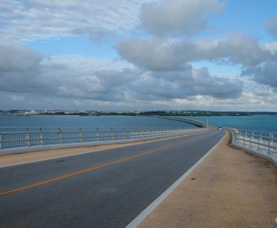 Irabu Ohashi (Miyako-jima), vue depuis le pont en voiture