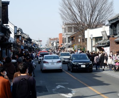 Kawagoe (Saitama), rues historiques de la ville bondées le week-end en période de sakura 