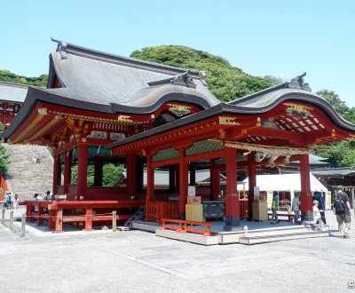Tsurugaoka Hachiman-gu (Kamakura), pavillon Maiden du sanctuaire