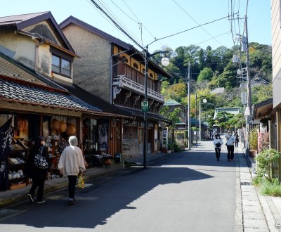 Kamakura, rue à l'approche du temple Hase-dera