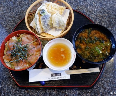 Ginrin (Shima), menu Tekone sushi, Tempura et soupe miso