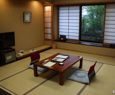 Yufuin Baien Garden Resort, salon de la chambre japonaise standard