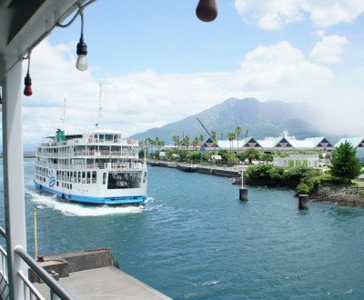 Sakurajima (Kagoshima), vue sur le volcan depuis le ferry