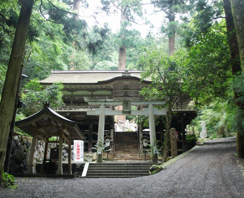 Mont Kurama, Yuki-jinja