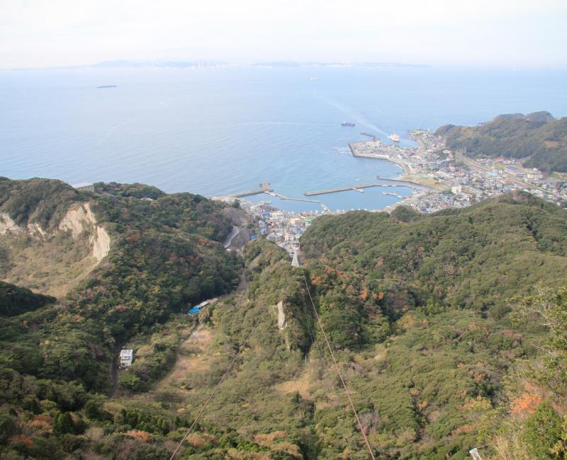 Nokogiriyama (Kanto), vue sur la péninsule de Bôsô depuis le téléphérique Nokogiriyama (Kanto), vue sur la péninsule de Bôsô depuis le téléphérique