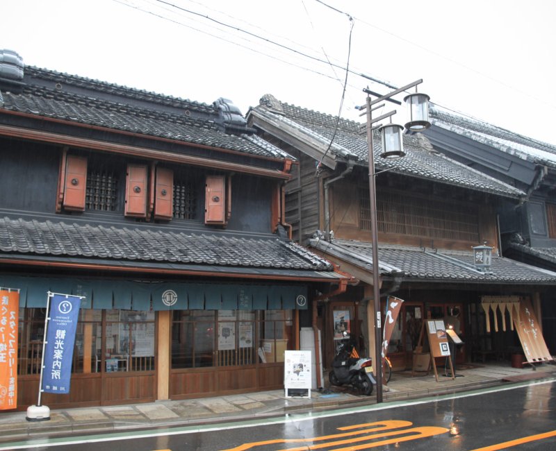Kawagoe (Saitama), quartier des entrepôts traditionnels (Kurazukuri no Machinami) sous la pluie 2 Kawagoe (Saitama), quartier des entrepôts traditionnels (Kurazukuri no Machinami) sous la pluie 2