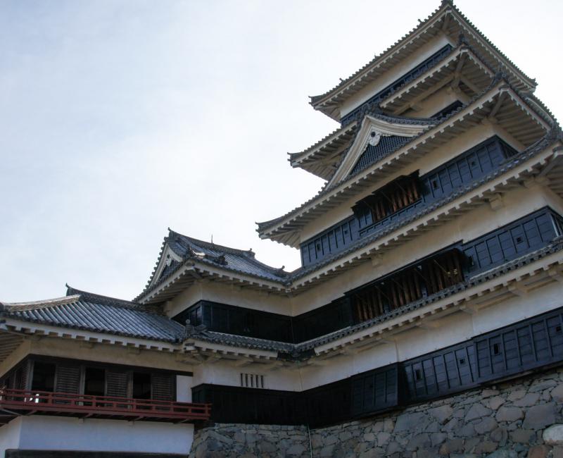 Matsumoto, château japonais noir et authentique Matsumoto, château japonais noir et authentique