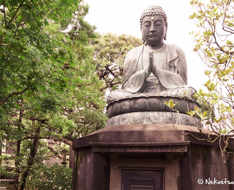 Yanaka (Tokyo), statue de bouddha en bronze du temple Tenno-ji