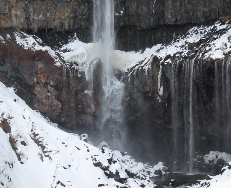 Cascade de Kegon à Nikko en hiver 3