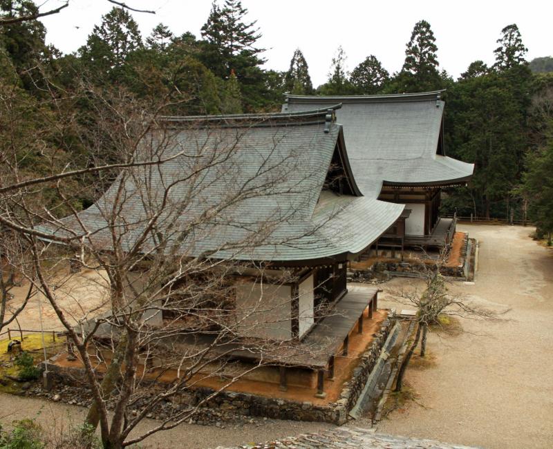 Takao (Kyoto), temple Jingo-ji et pavillons Godai-do et Bishamon-do Takao (Kyoto), temple Jingo-ji et pavillons Godai-do et Bishamon-do