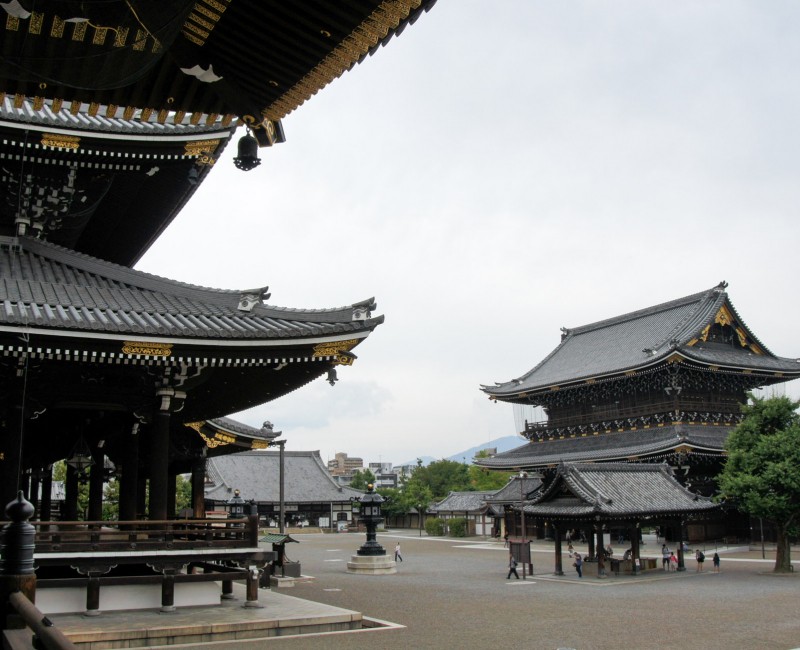 Higashi Hongan-ji (Kyoto), intérieur de l'enceinte 2