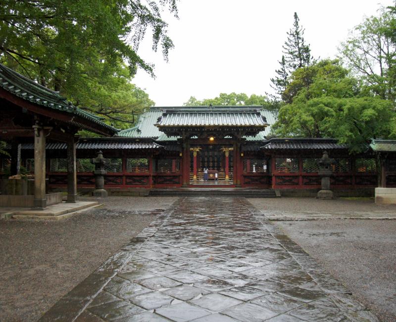 Nezu-jinja (Tokyo), Porte Karamon