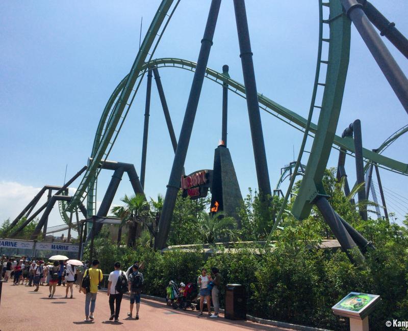 Universal Studios Japan (USJ, Osaka), attraction The Flying Dinosaur du monde Jurassic Park