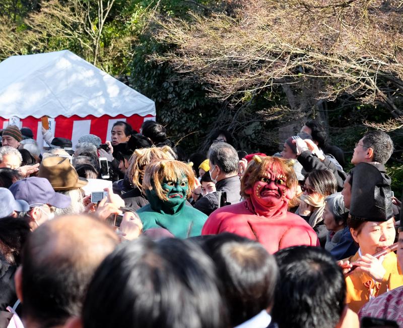 Setsubun, Rozan-ji, Démons oni se baladant dans la foule Setsubun, Rozan-ji, Démons oni se baladant dans la foule