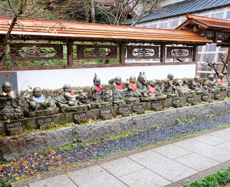 Sanbutsu-ji (Tottori), Statues de Jizo Sanbutsu-ji (Tottori), Statues de Jizo