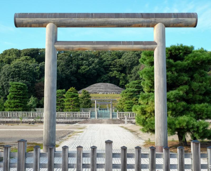 Tombeau de l’Empereur Meiji près du Château de Fushimi-Momoyama (Kyoto) 2 Tombeau de l’Empereur Meiji près du Château de Fushimi-Momoyama (Kyoto) 2