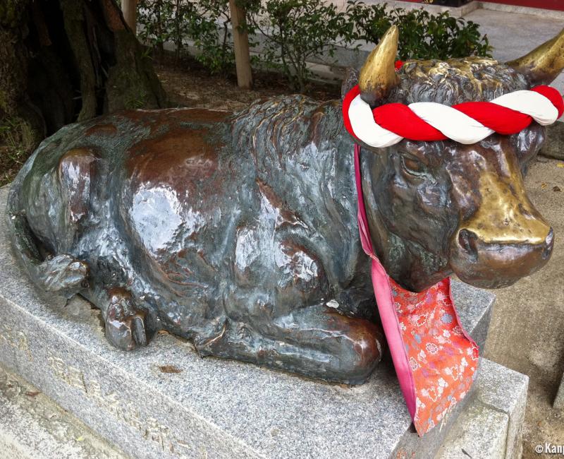 Dazaifu (Kyushu), statue de bœuf Shingyu du sanctuaire Tenman-gu