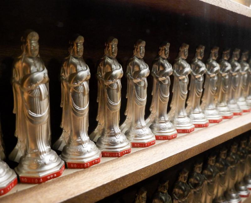 Kamaishi Daikannon (Iwate), Salle des Dix-mille Kannon