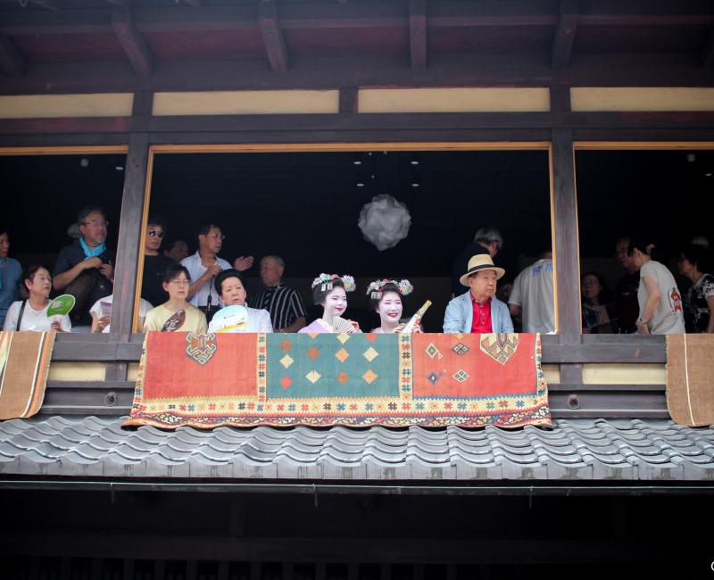 Maiko pendant le festival Gion Matsuri de Kyoto
