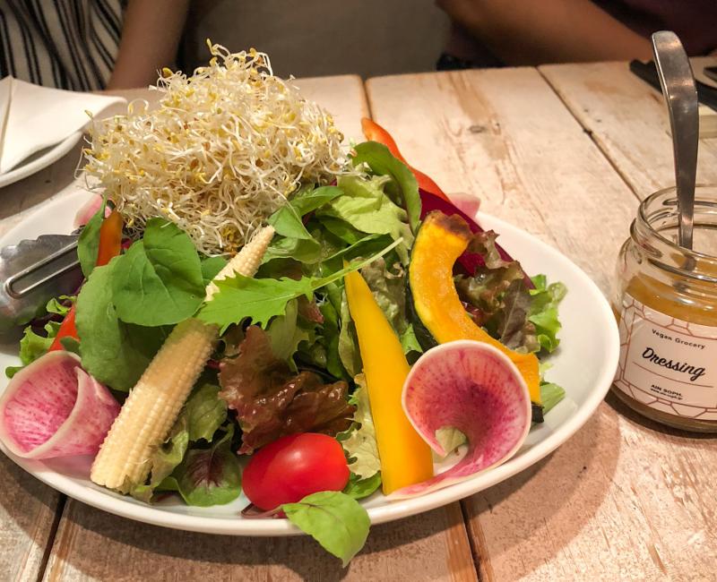 Salade vegan chez Ain Soph Salade vegan chez Ain Soph