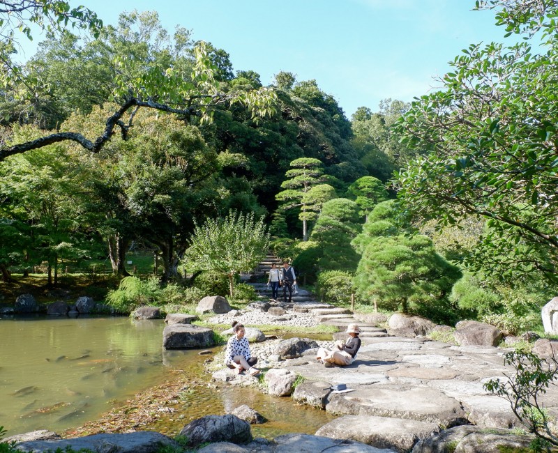 Parc du Narita-san, balade au bord du plan d'eau