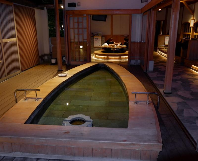 Bain de pieds public ashiyu à Awara Onsen (Fukui) 2 Bain de pieds public ashiyu à Awara Onsen (Fukui) 2