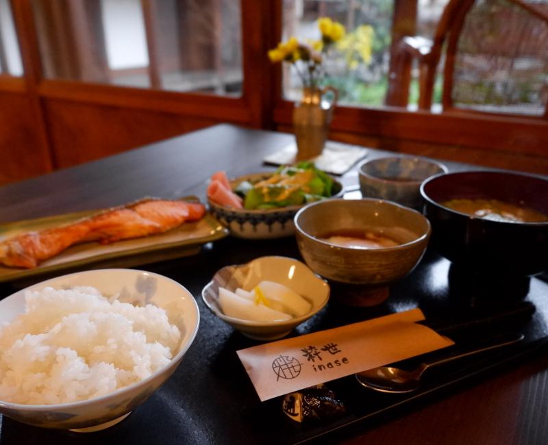 Machiya Inase à Otsu, Petit-déjeuner traditionnel japonais
