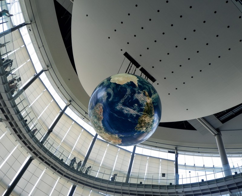 Geo-Cosmos, globe terrestre symbole du musée Miraikan Geo-Cosmos, globe terrestre symbole du musée Miraikan