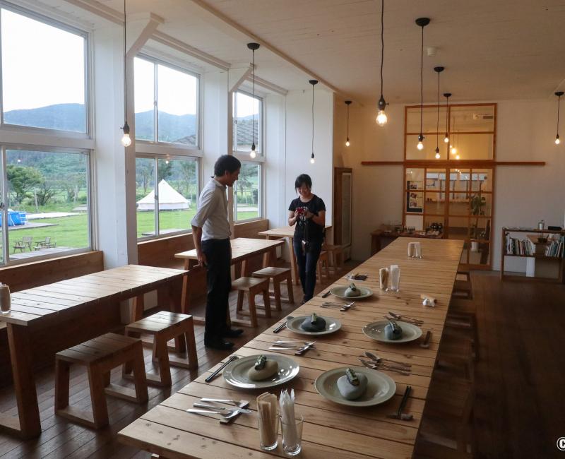 Restaurant TaoFlat Kitchen au Nordisk Village des îles Goto Restaurant TaoFlat Kitchen au Nordisk Village des îles Goto