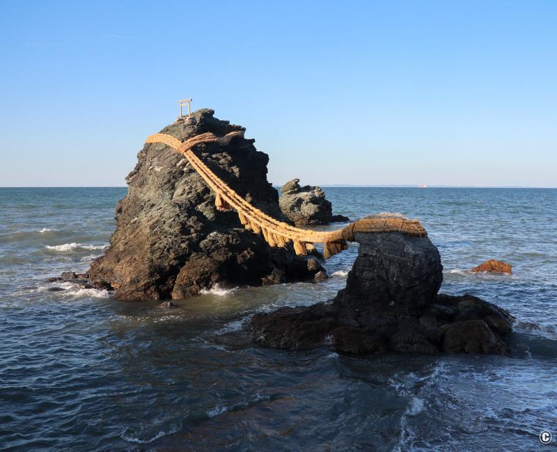 Ise, les rochers mariés Meoto Iwa Ise, les rochers mariés Meoto Iwa