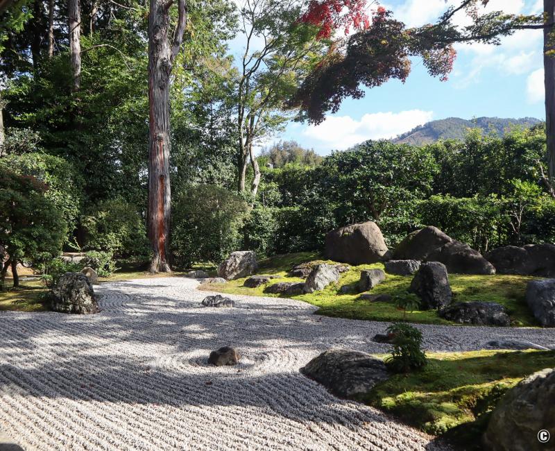 Shinnyo-do (Shinshogokuraku-ji), visite intérieure et vue sur le jardin Nehan no niwa