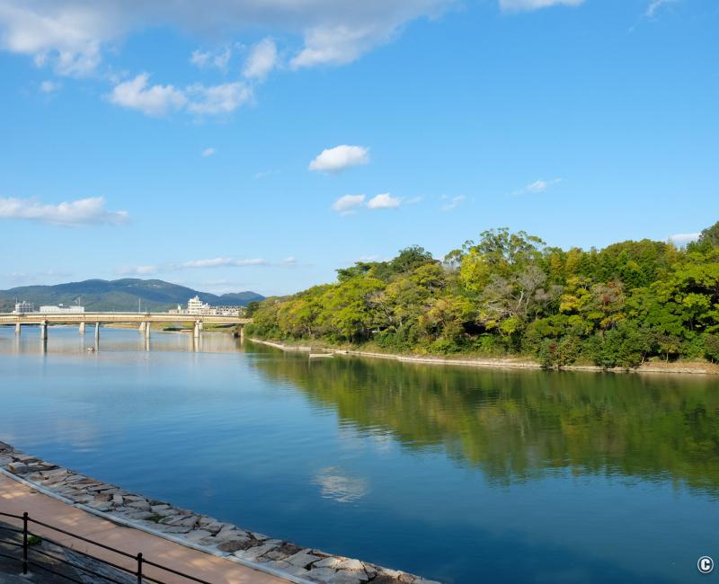 Okayama, parc Ishiyama le long de la rivière Asahi