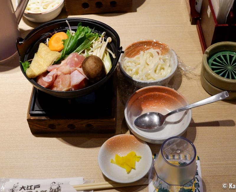 Izakaya Hana no Mai Edo-Tokyo Museum Mae (Ryogoku), chanko-nabe à cuire