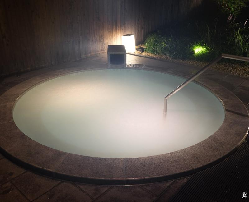 Shiojitei (Toba), bain aux perles Mikimoto (Pearl Aurora Bath) en plein air