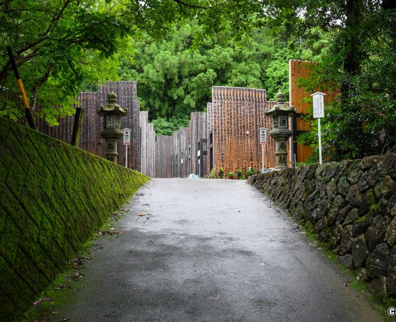 Kongosho-ji (Mont Asama, Ise), Okunoin et son cimetière