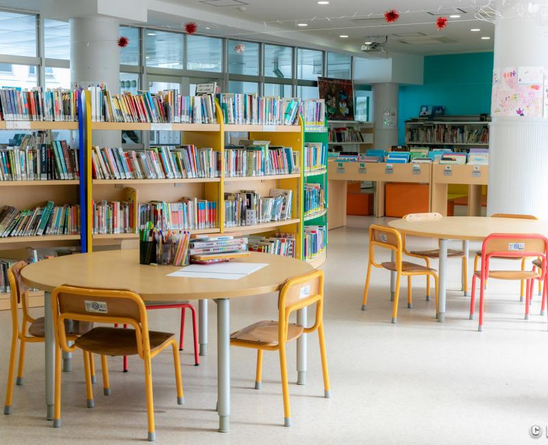 Lycée français international de Tokyo, bibliothèque