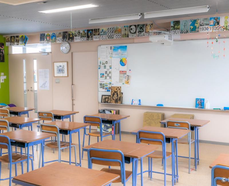 Lycée français international de Tokyo, salle de classe
