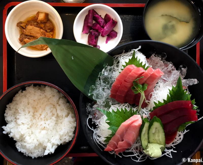 Restaurant Maguro Shokudo Shichibeimaru (Miura), menu sashimi de thon Restaurant Maguro Shokudo Shichibeimaru (Miura), menu sashimi de thon
